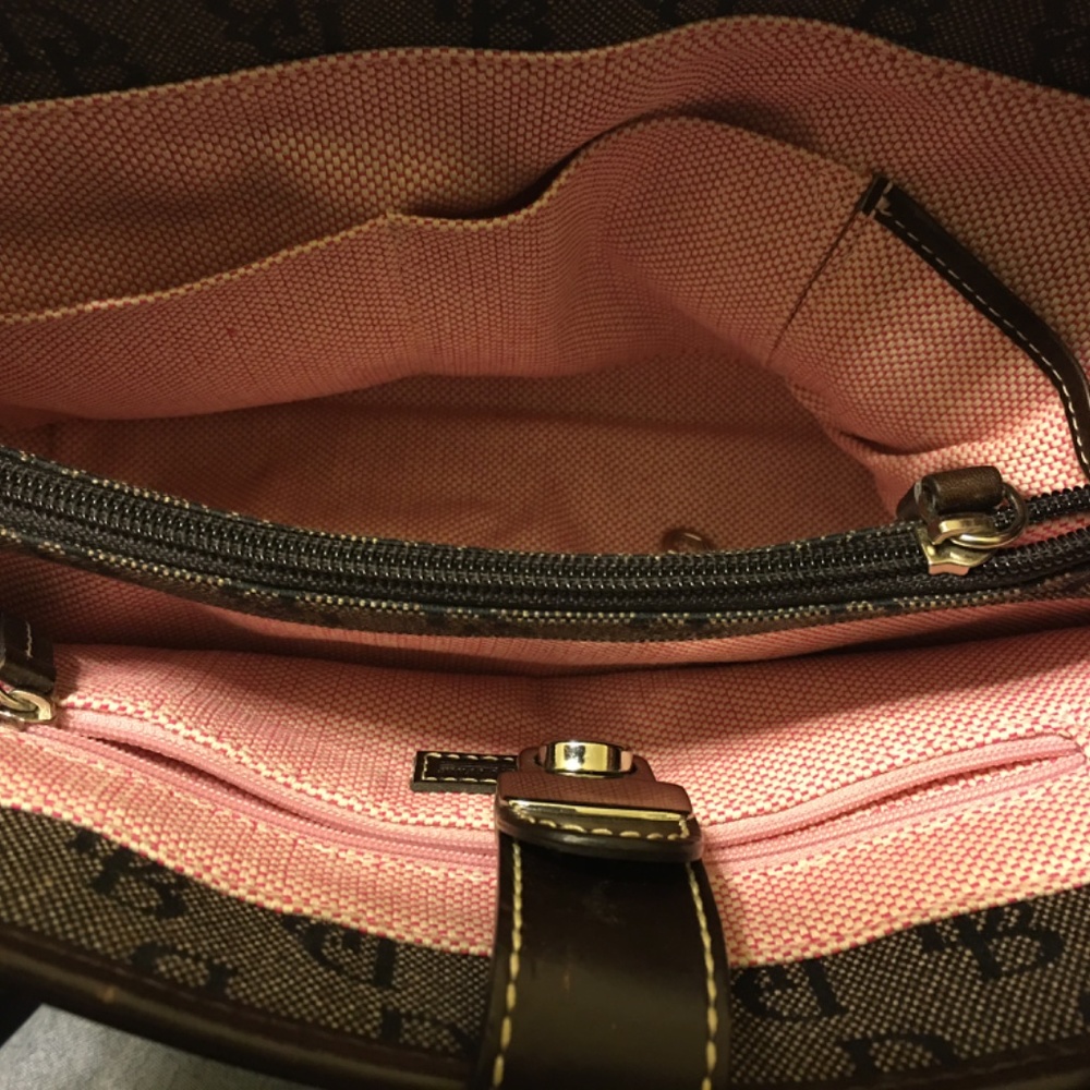 Dooney & Bourke Gray/Black Monogram Purse - Picture 4 of 4